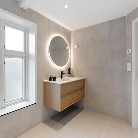 Appartement Large Penthouse With Roof Terrace *